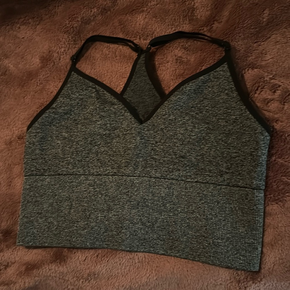 NWT VS PINK sports bra